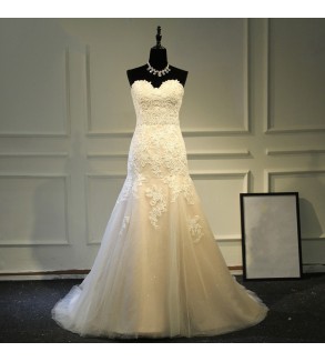 Svatební šaty Carrie šití na míru