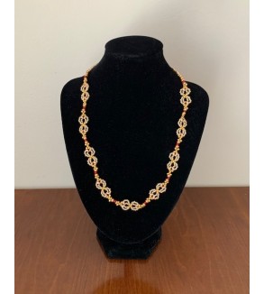 Ručně vyráběný náhrdelník