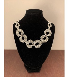 Ručně vyráběný náhrdelník