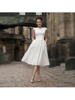 Šaty Tianna konfekční /...