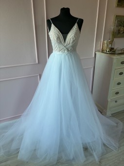 Svatební šaty vel. 32 s...