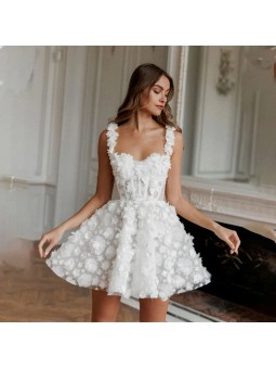 Krátké svatební šaty Kaira